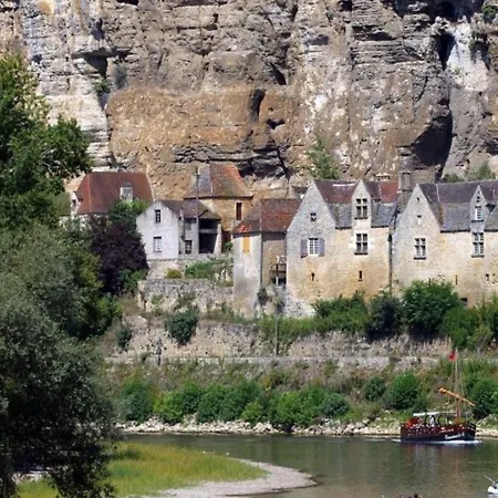 Apartmán L'appart D'a Cote, 2 *